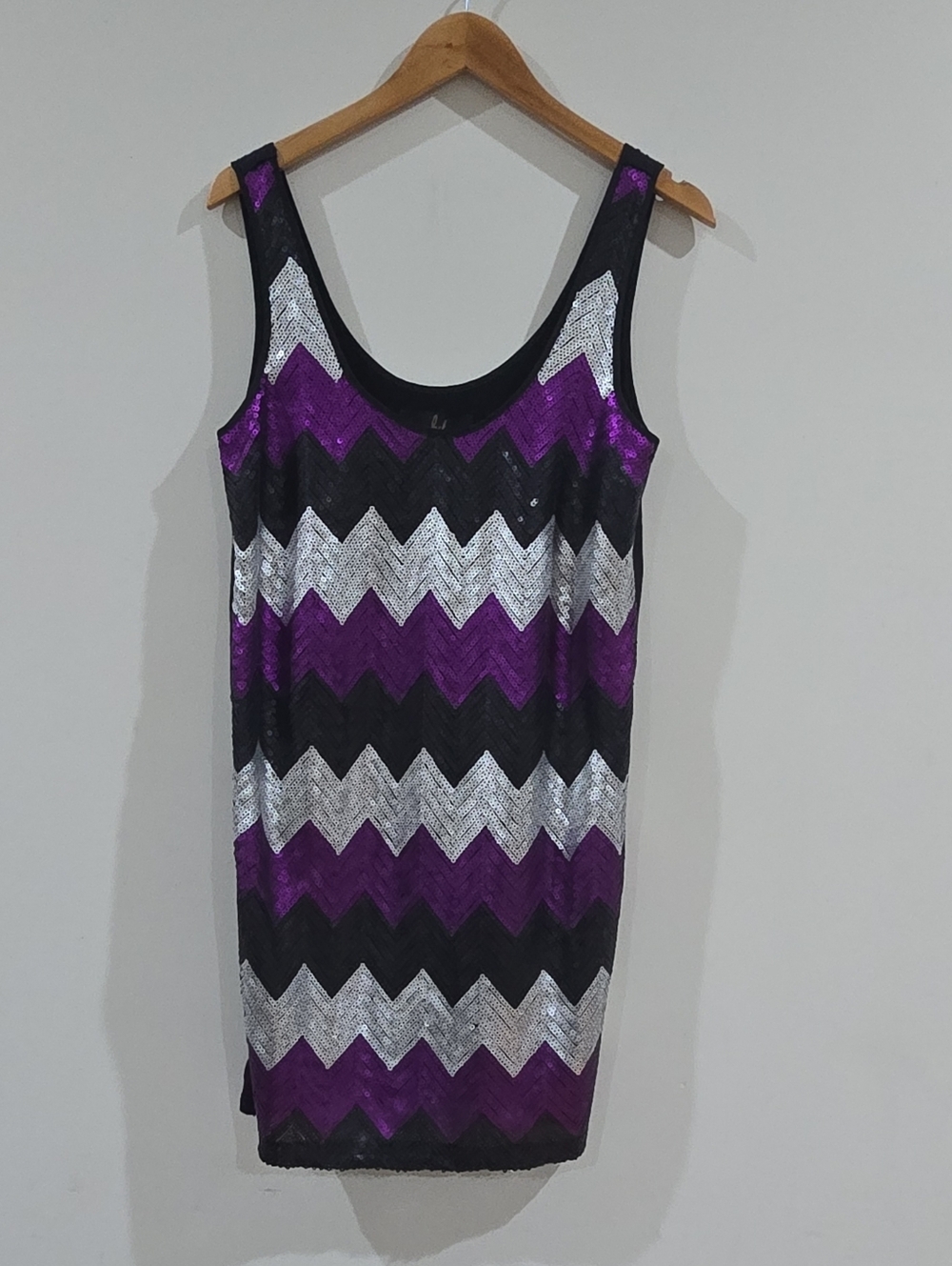 Jack purple silver black sequin chevron tank short dress sleeveless scoop neck M